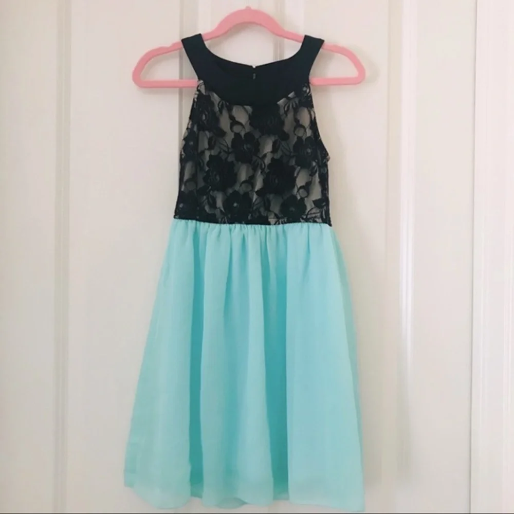 ✨2/$40✨ Roxette Girls’ Turquoise Dress 👗 - Picture 1 of 6